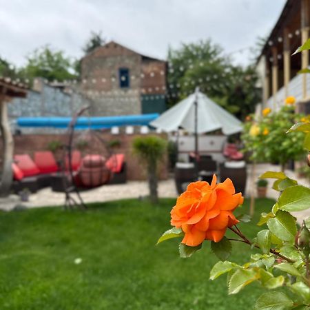 Boutique Hotel Talaveri In Telavi Esterno foto
