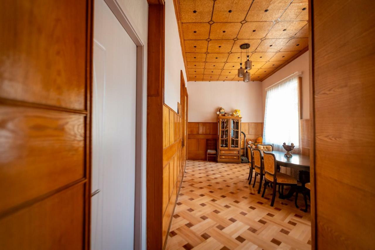 Boutique Hotel Talaveri In Telavi Esterno foto