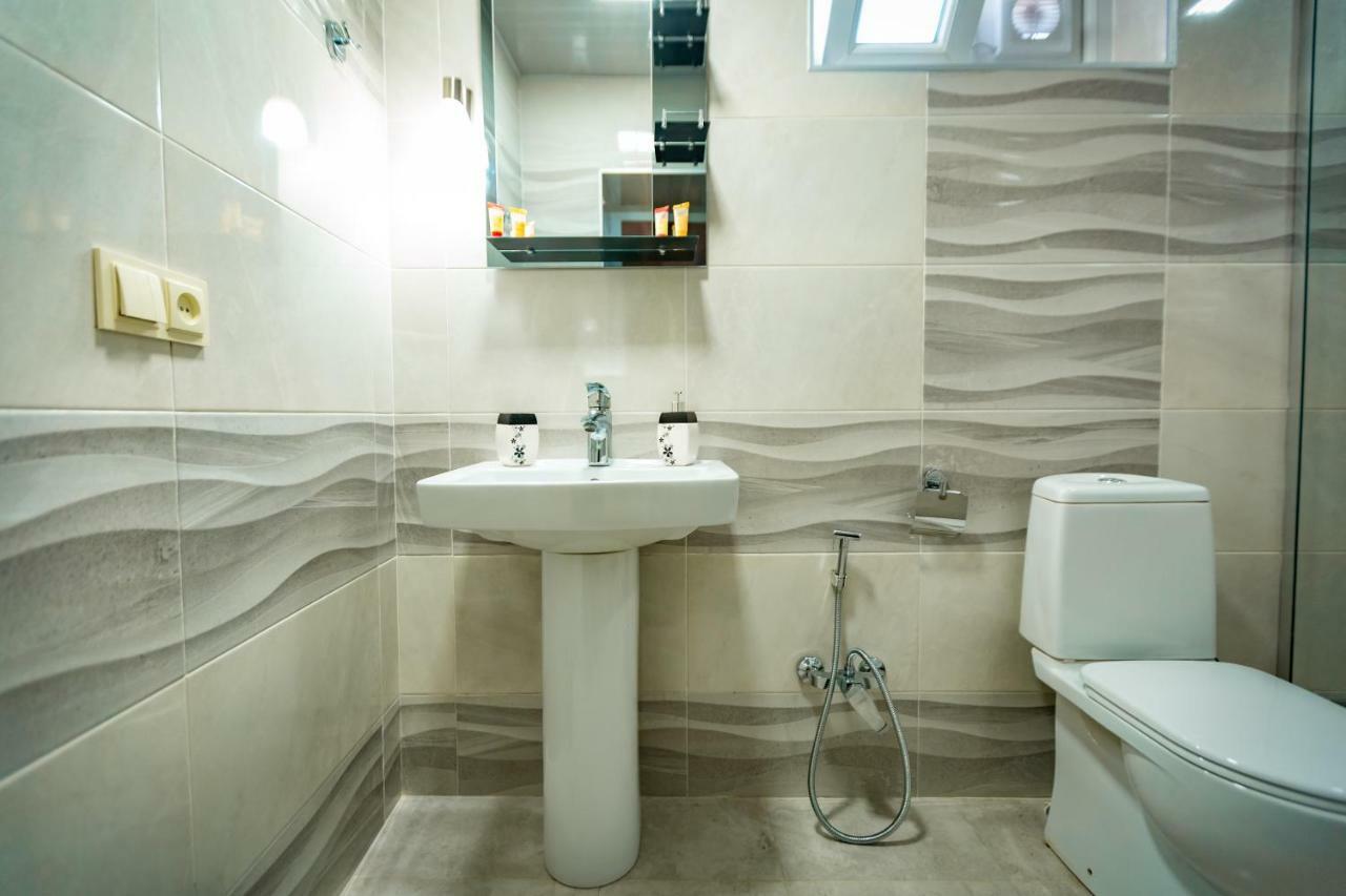 Boutique Hotel Talaveri In Telavi Esterno foto